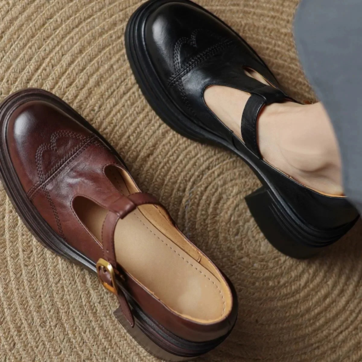 Bianca™ | Mary Jane in Pelle con Tacco Retrò