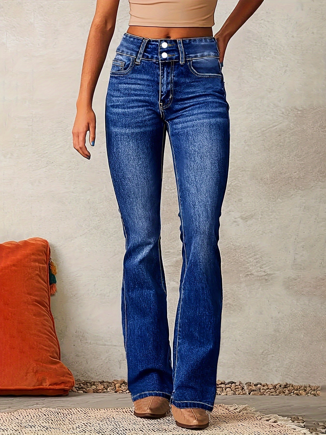 Marylène – Jeans svasati a vita alta alla moda